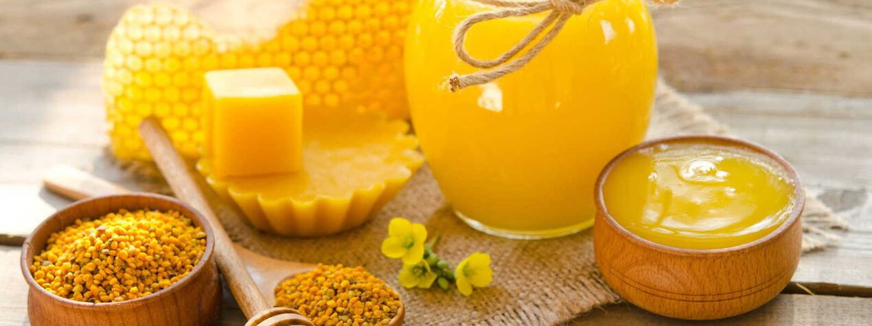 蜂蜜和蜜蜂面包调节男性体内睾丸激素的产生并增加效力。