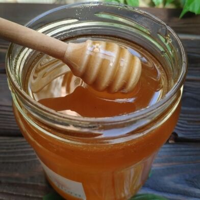 蜂蜜有助于治疗阳痿，与坚果混合，效果极佳。